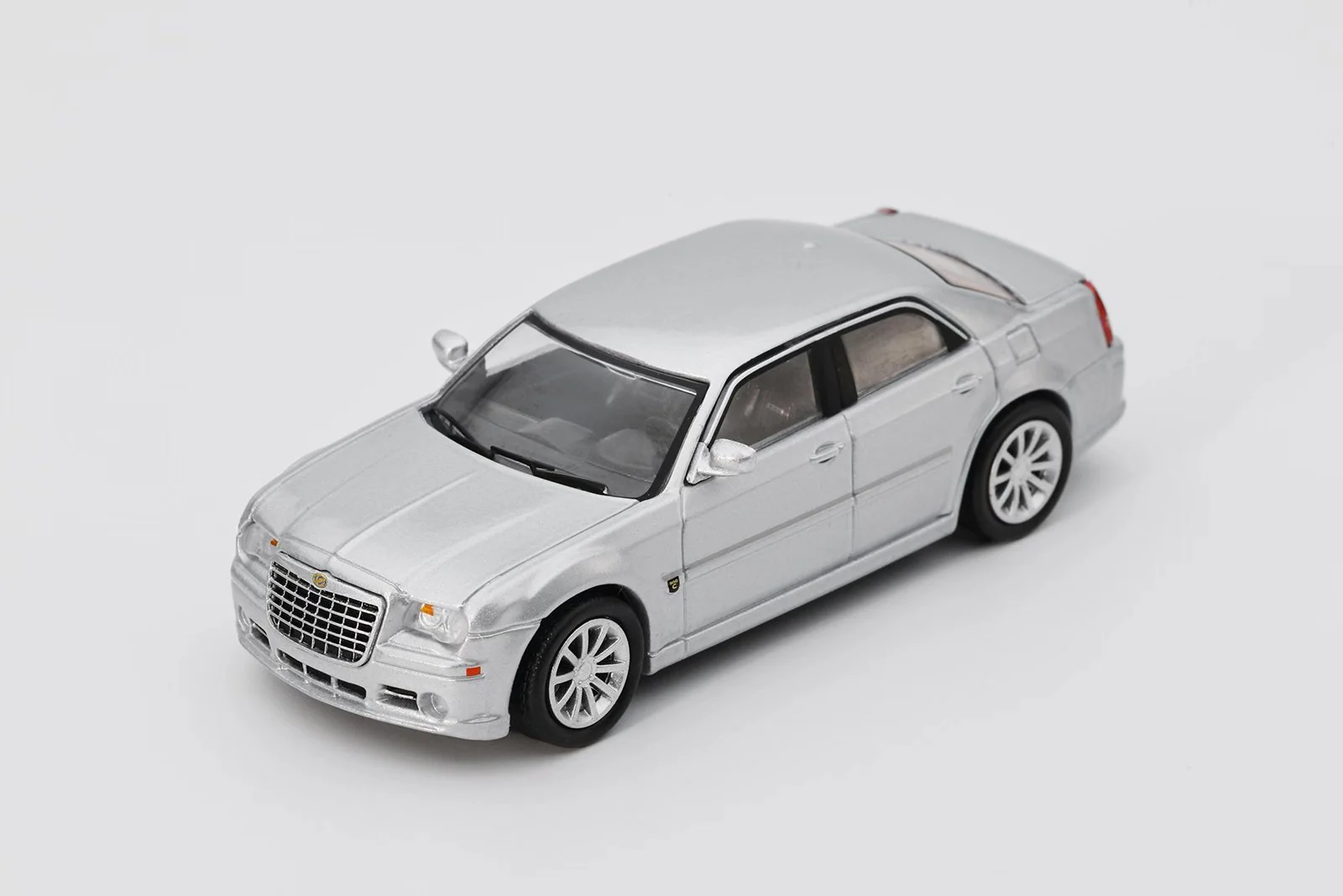 Chrysler 300C SRT8 SILVER